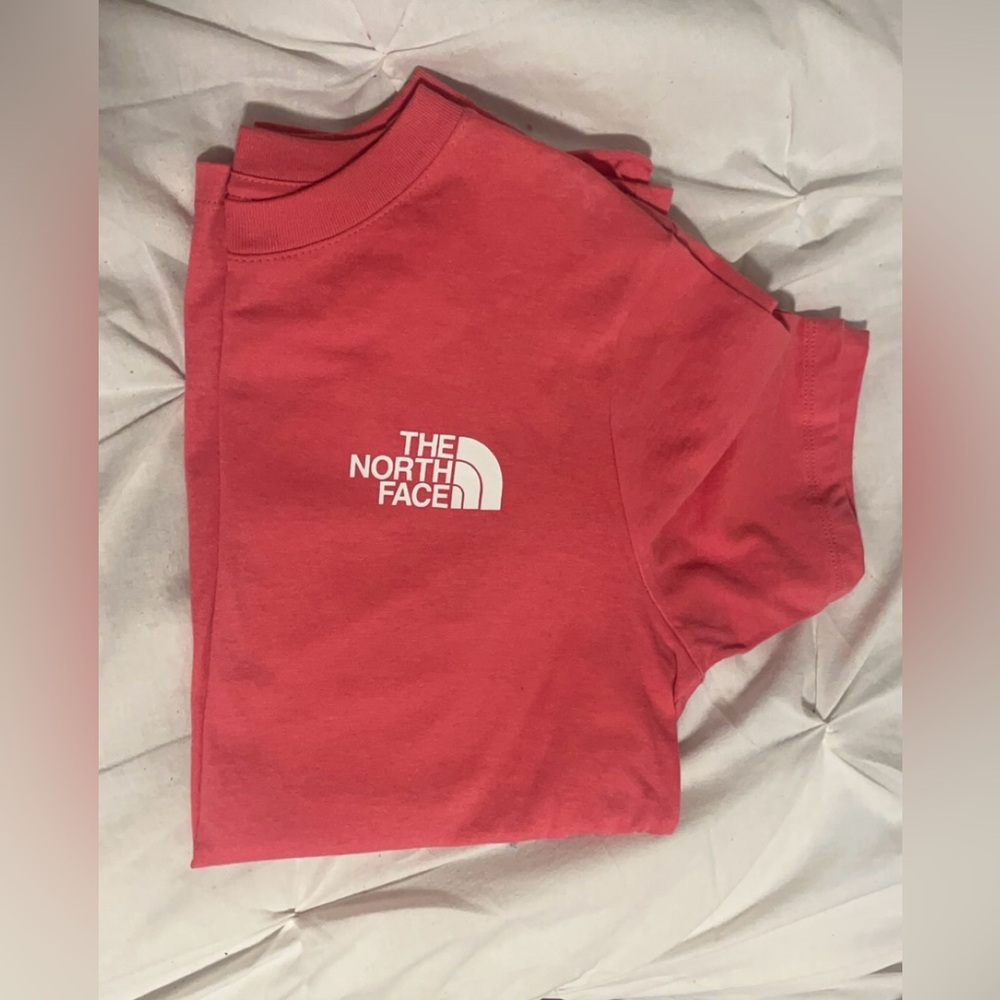 The north face tee shirt size xs